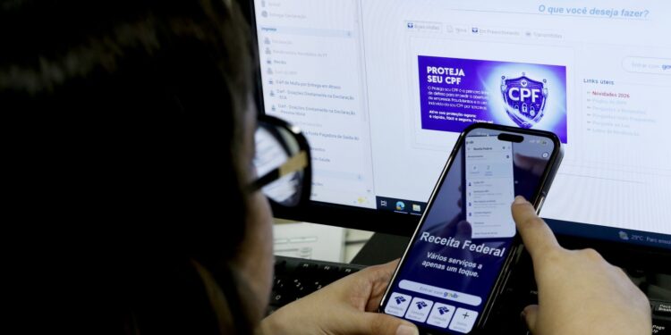 A seis dias do fim do prazo, 30% ainda não enviaram declaração do IR